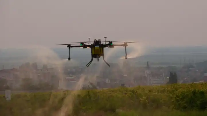 Agro-Dron - Prskanje-1
